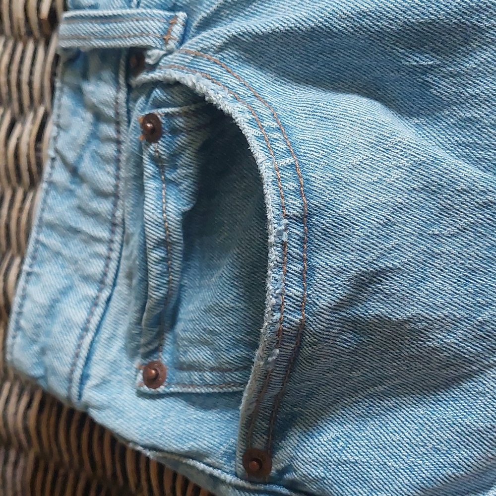 Abercrombie & Fitch The 90's Relaxed High Rise Curve Love Jeans - Picture 5 of 10